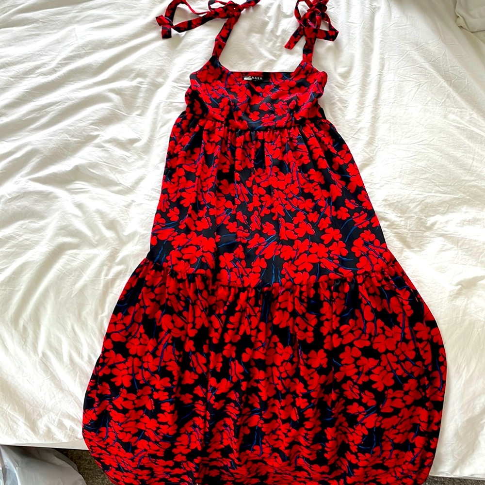 Beautiful long floral dress with bow straps